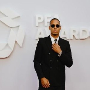 英超前两轮比赛，范戴克是空中对抗成功次数最多的球员